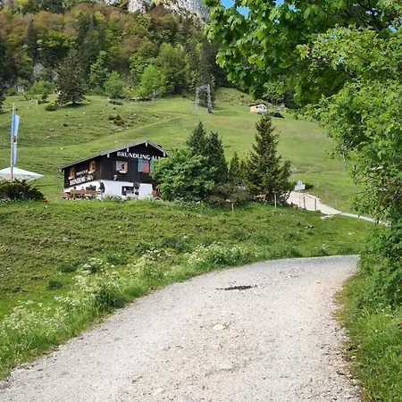 Bruendling-alm Berggasthof Auf 1167m Auf Dem Hochfelln Hotel